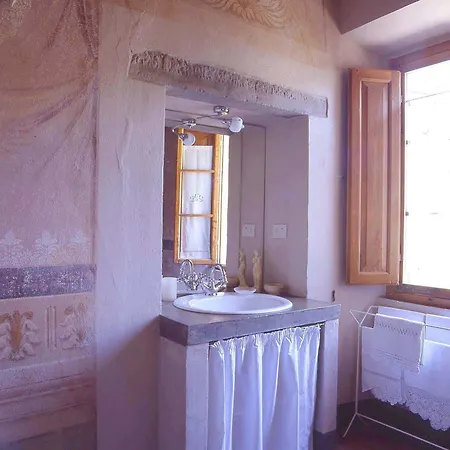 Antica Casa Le Rondini Bed & Breakfast Borgo a Buggiano